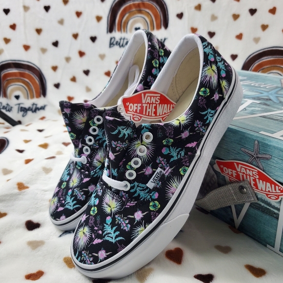 Vans Paradise Floral 💐🌹🌸 ERA - Picture 13 of 13